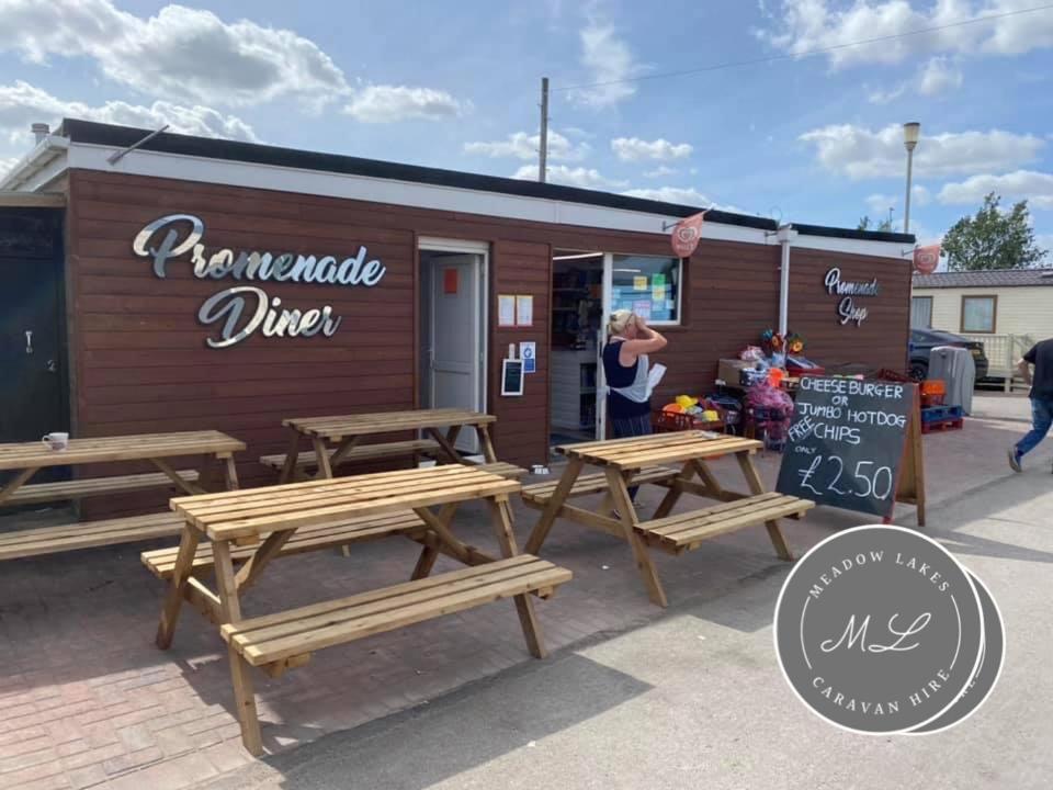 Promenade 566, Direct Beach Access, Close To Fantasy Island, Wifi, Pet Friendly - Meadow Lakes Caravan & Lodge Hire Скегнесс Экстерьер фото